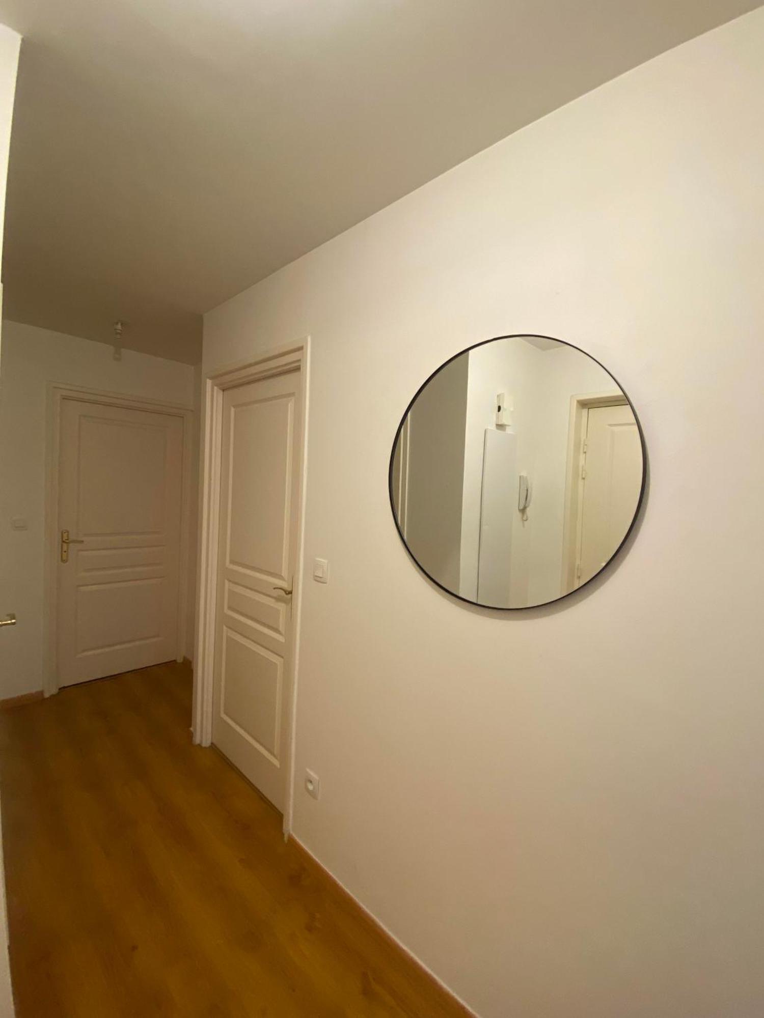 Le Carnot Appartement Avec 2 Chambres Separes Et Parking Privatif Et Securise Arras Exterior photo
